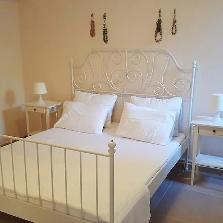 Bessie's Seaside Apartamento *
